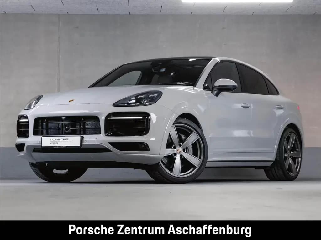 Main__Slider__Photo:Porsche Cayenne S Coupé Sport Design Paket BOSE 01/2022-0