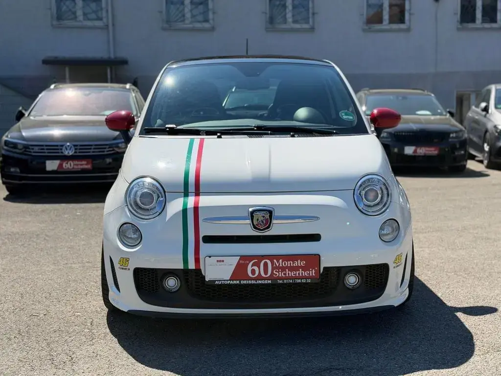 Main__Slider__Photo:Abarth 500 /Klima/Garantie/MFL/Schiebedach/Sportauspuff 05/2012-1