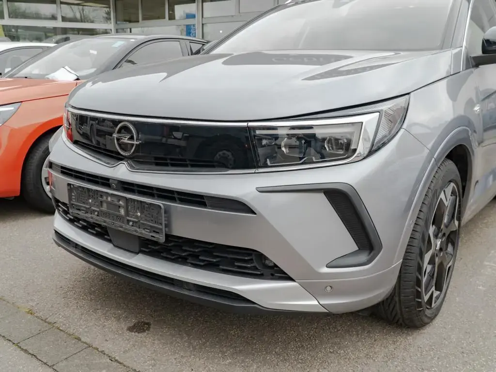 Main__Slider__Photo:Opel Grandland 1.6 Ultimate Plug-in-Hybrid ACC 360° 11/2022-1