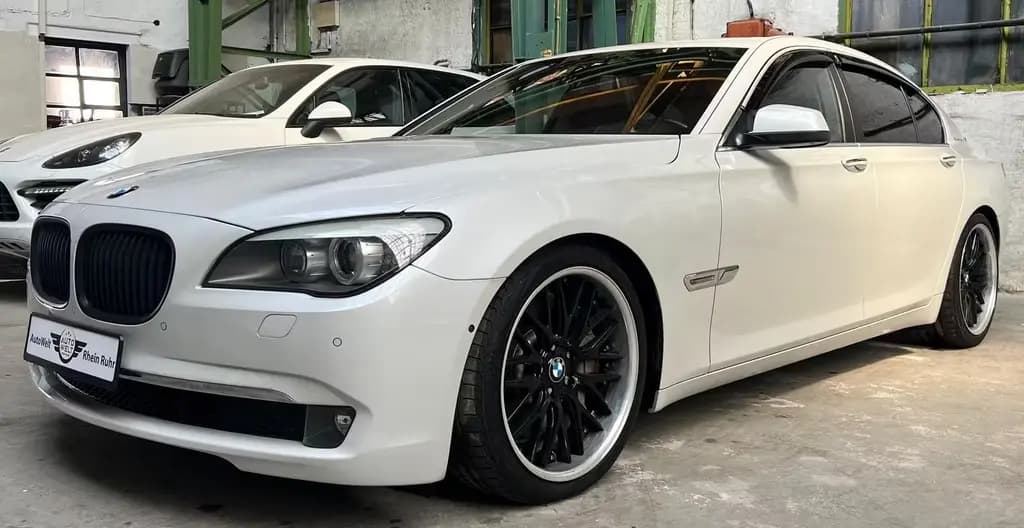 Main__Slider__Photo:BMW ActiveHybrid 7 Active Hybrid 7 Comfort pak. VollAusstattung 03/2012-0