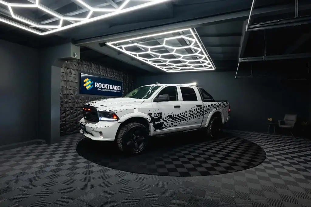 Main__Slider__Photo:Dodge RAM 5.7 V8 HEMI 4x4 OFFROAD Night-Paket *LED*AHK 10/2021-1