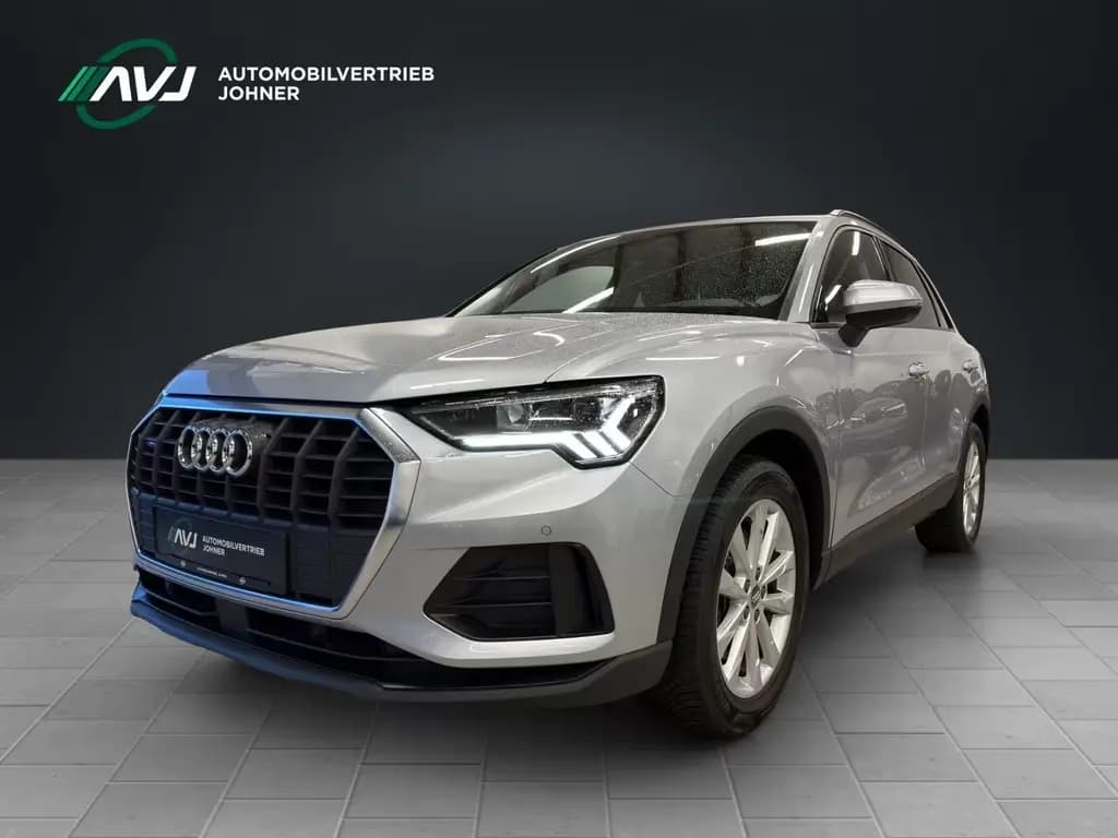 Main__Slider__Photo:Audi Q3 40 TFSI quattro | MMI+ | Pano-Dach | LED 11/2019-0