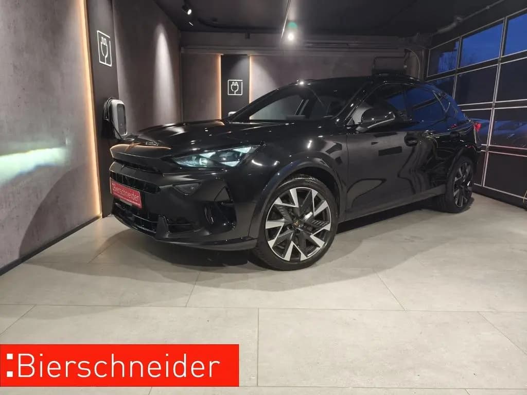 Main__Slider__Photo:Cupra Formentor 333 VZ eSitz AHK PANO TOP VIEW MATRIX 05/2025-0