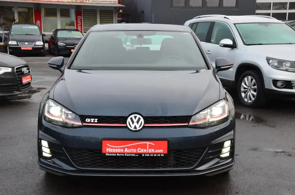 Main__Slider__Photo:Volkswagen Golf VII Lim. GTI BMT*ACC*DCC*NAVI*TEMPO 03/2018-1