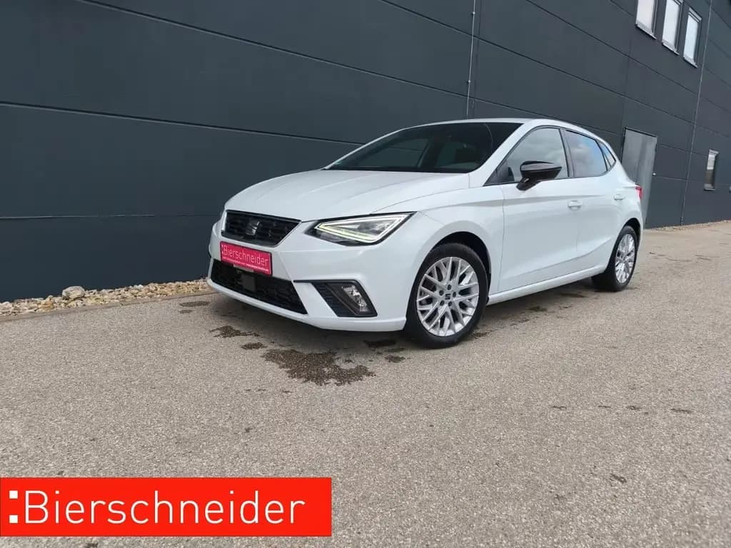 Main__Slider__Photo:Seat Ibiza 1.0 TSI DSG FR PRO NAVI LED ACC 01/2024-0