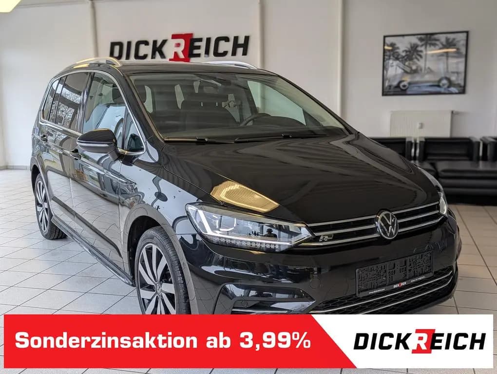 Main__Slider__Photo:Volkswagen Touran 2.0 DSG R-Line High. Pano 7-Si IQ.Dri AHK 07/2025-0