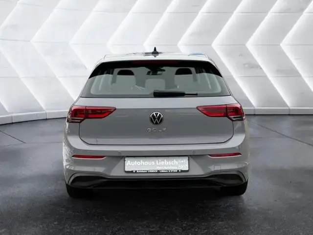 Main__Slider__Photo:Volkswagen Golf VIII Life 1.5 TSI Navi ACC App 02/2021-1