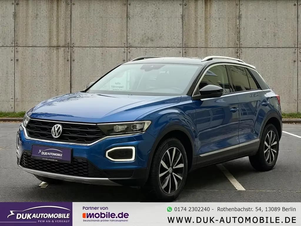 Main__Slider__Photo:Volkswagen T-Roc Style 03/2019-0