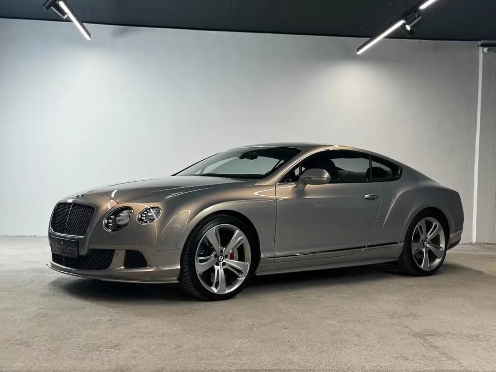 Main__Slider__Photo:Bentley Continental GT 6.0 W12 Speed 4WD Automatik 03/2016-0