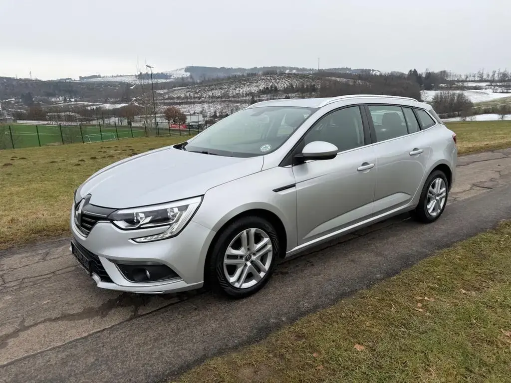Main__Slider__Photo:Renault Megane IV Grandtour Business Edition Automatik 10/2020-1