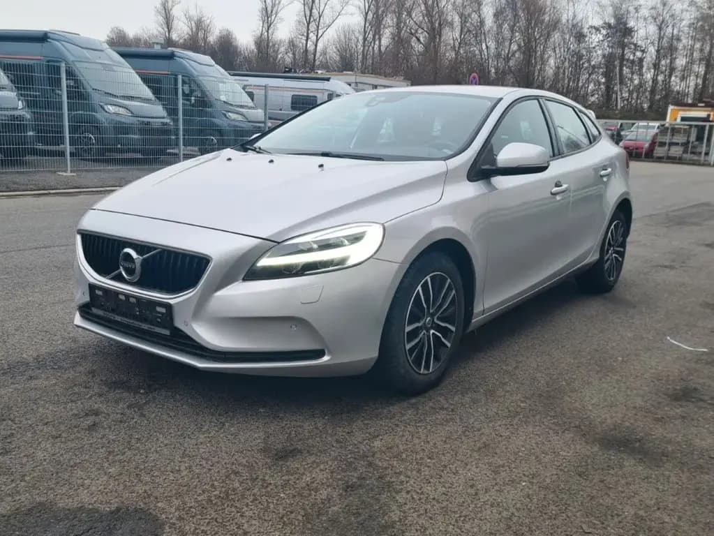 Main__Slider__Photo:Volvo V40 Momentum, Automatik, Navi, LED, Garantie 01/2017-0