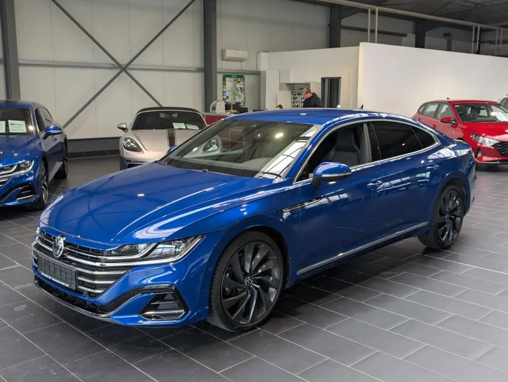 Main__Slider__Photo:Volkswagen Arteon 2.0 TDI SCR 4Motion DSG R-Line 8-fach 12/2021-0