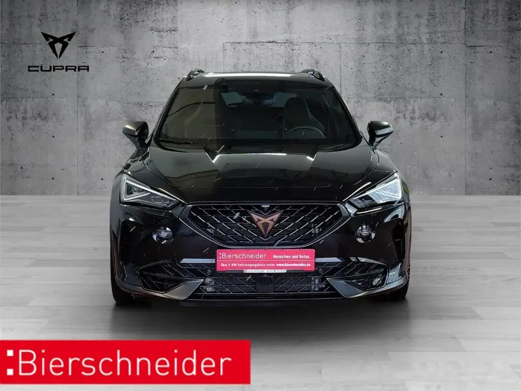 Main__Slider__Photo:Cupra Formentor VZ 4Drive DSG Tribe Edition AKRAPOVIC 05/2024-1