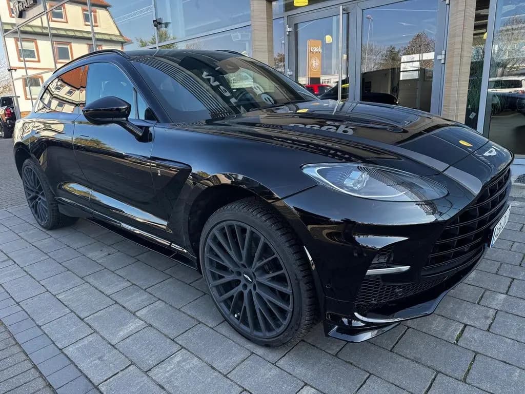 Main__Slider__Photo:Aston Martin DBX 707-4.0V8-23Zoll-B&O-Carbon-Voll-XPEL 03/2024-0