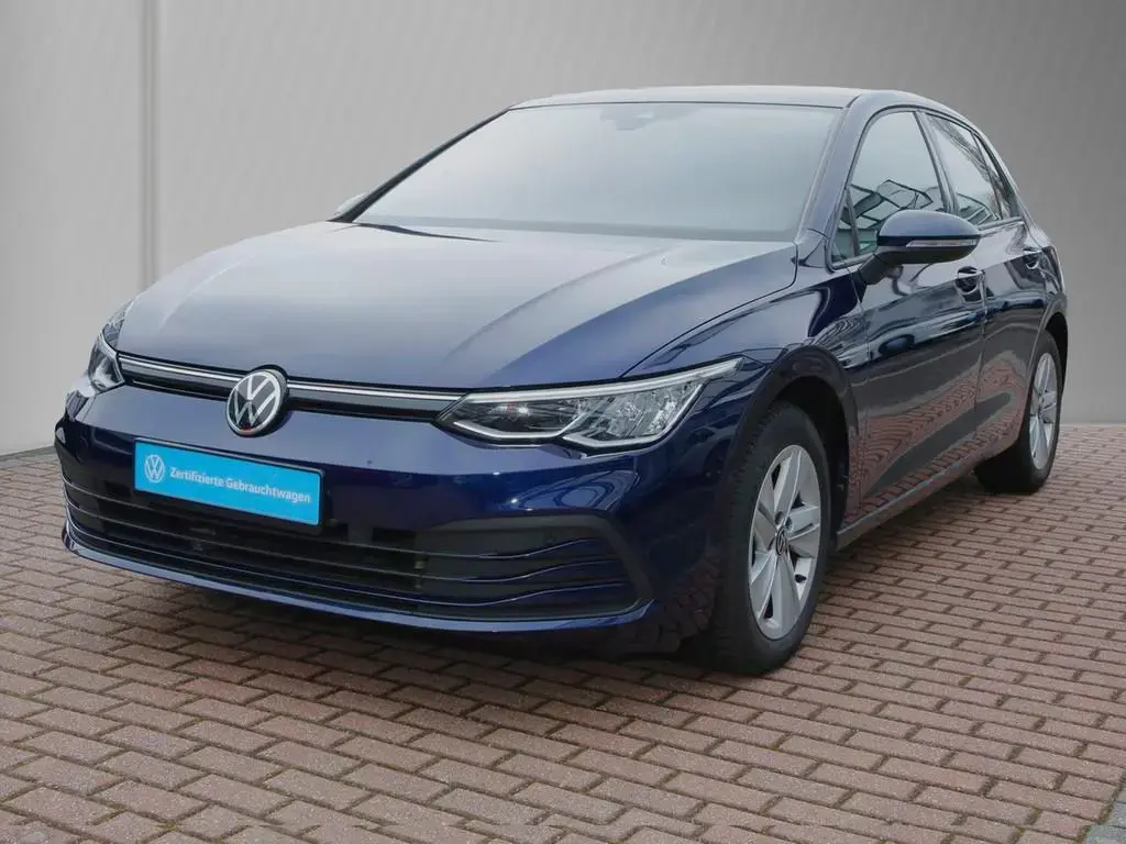 Main__Slider__Photo:Volkswagen Golf VIII 1.5 eTSI DSG Life Pano AHK Navi+VC ACC 07/2020-1