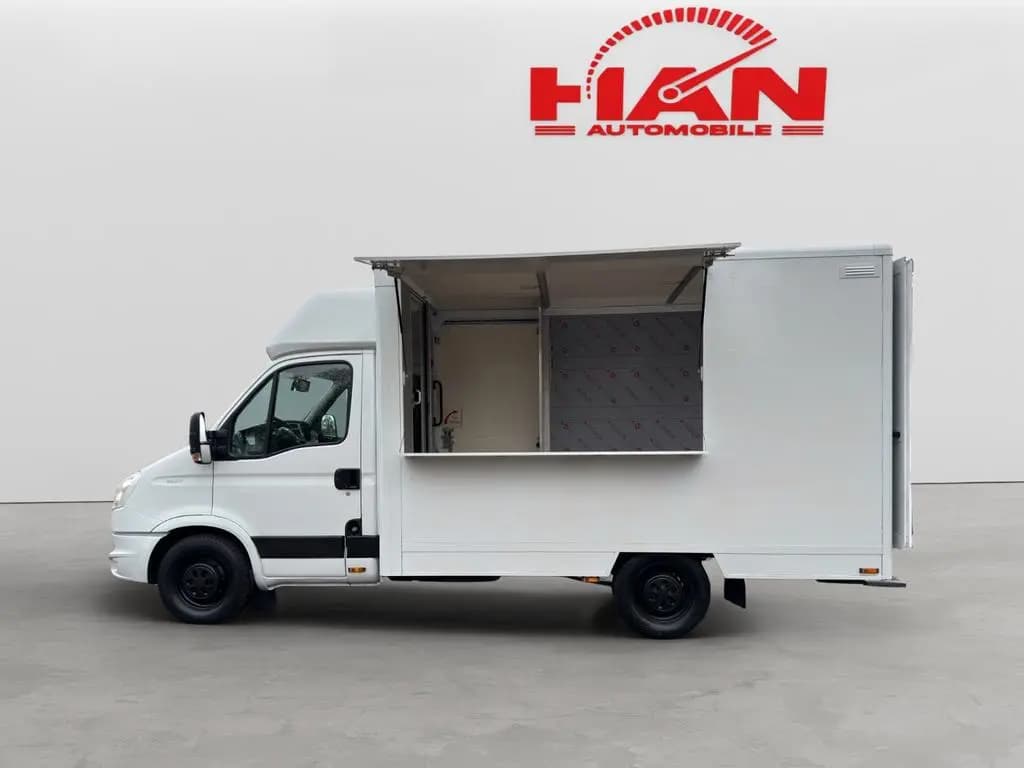 Main__Slider__Photo:Iveco Daily Foodtruck Imbisswagen /Automatik 06/2012-0