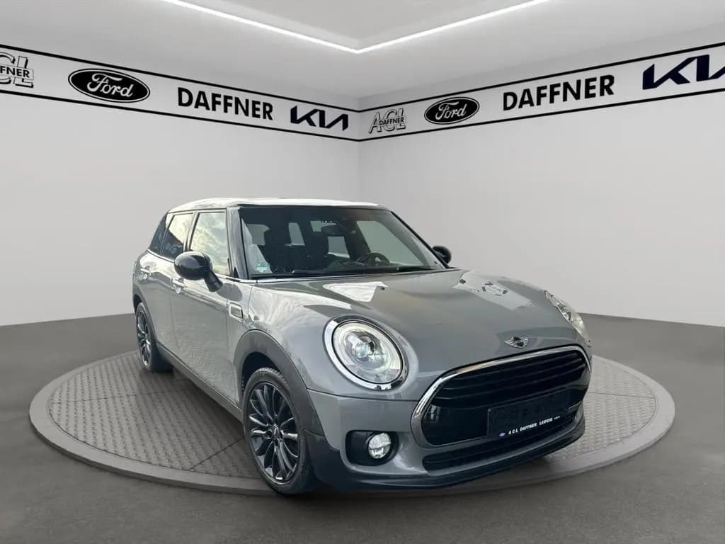 Main__Slider__Photo:MINI Cooper Clubman 1,5 Chili Panorama LED PDC SHZ 04/2016-0