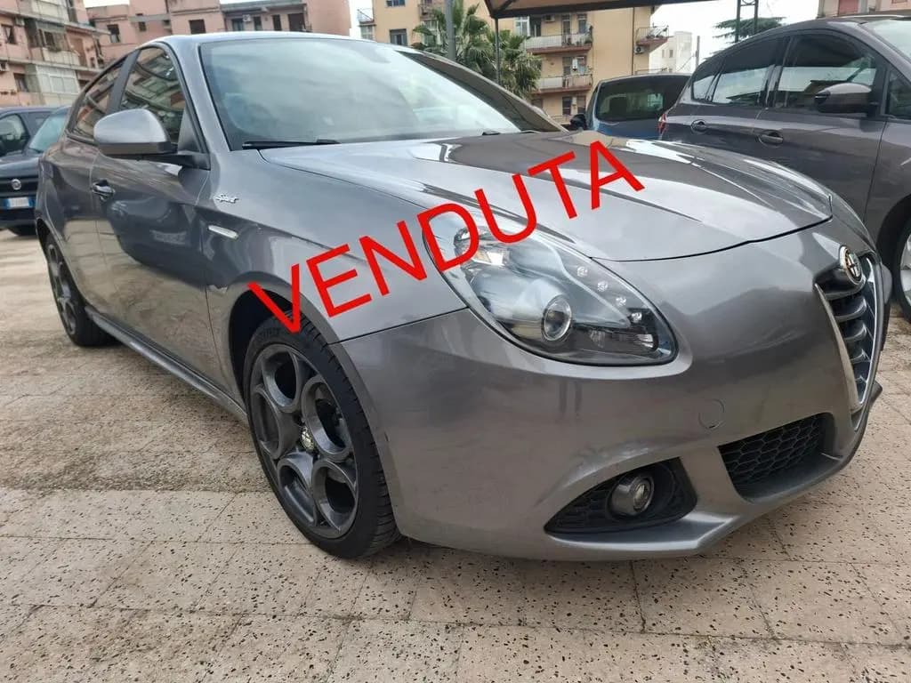 Main__Slider__Photo:Alfa Romeo Giulietta - 1.6 JTD Sprint 2016 18 po 02/2016-0