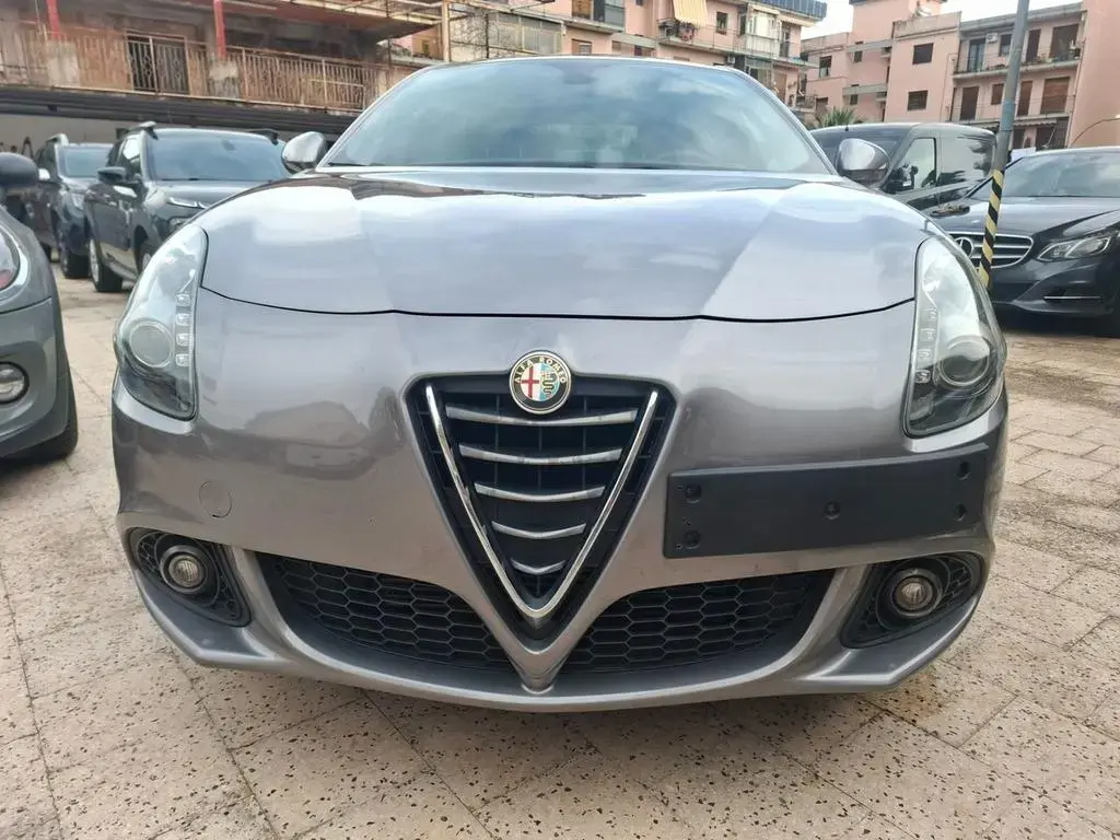 Main__Slider__Photo:Alfa Romeo Giulietta - 1.6 JTD Sprint 2016 18 po 02/2016-1