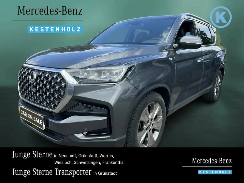 Main__Slider__Photo:Ssangyong Rexton Rexton AHK+NAVI+GLASDACH+360°+LEDER 06/2022-0