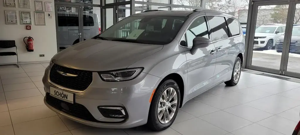 Main__Slider__Photo:Chrysler Pacifica 3.6 L V6 Touring L 8-Sitzer 10/2022-1