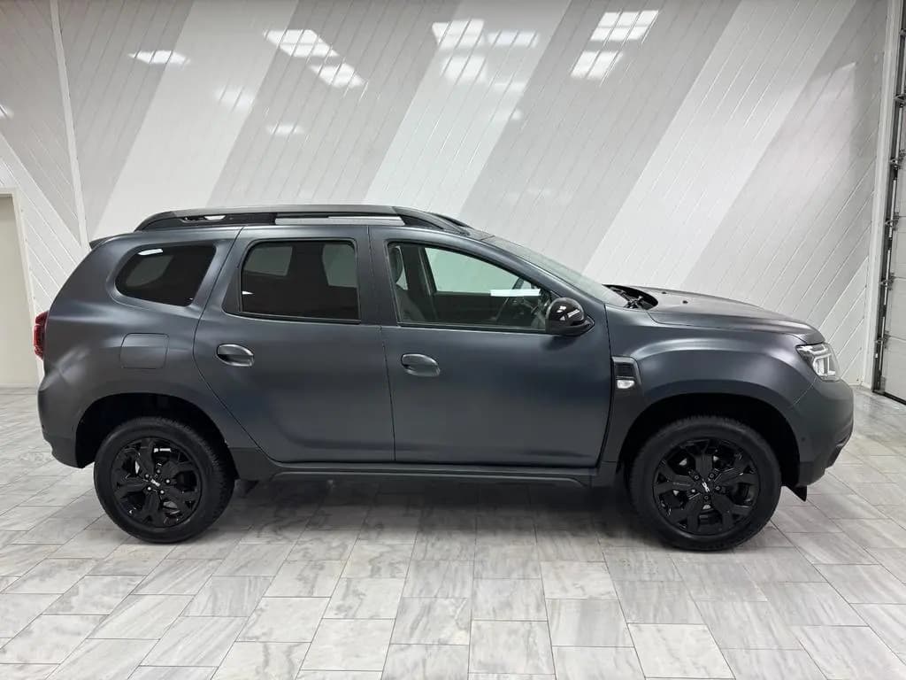 Main__Slider__Photo:Dacia Duster Mat Edition 360° Kamera 8x bereift 07/2023-0