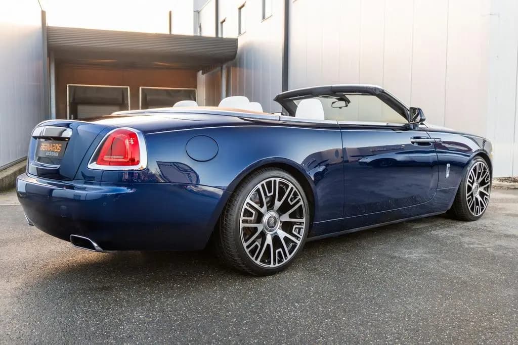 Main__Slider__Photo:Rolls-Royce Dawn - Concorso d Eleganza Edition - 1 of 1 07/2017-0