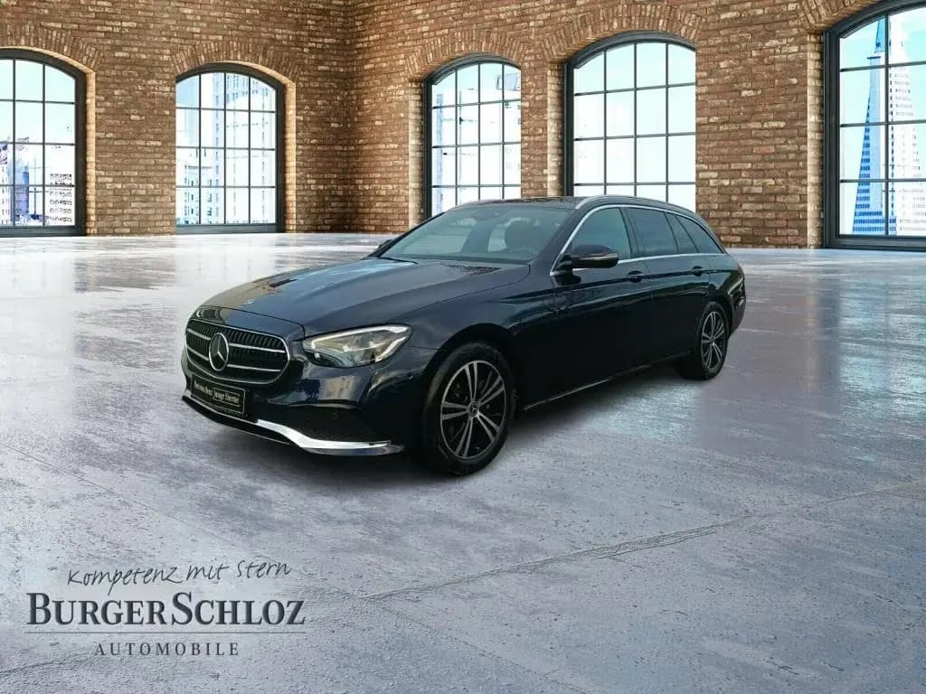 Main__Slider__Photo:Mercedes-Benz E 220 d T-Modell ACC AUT HUD Kam. KlimaA LED LM 12/2021-0