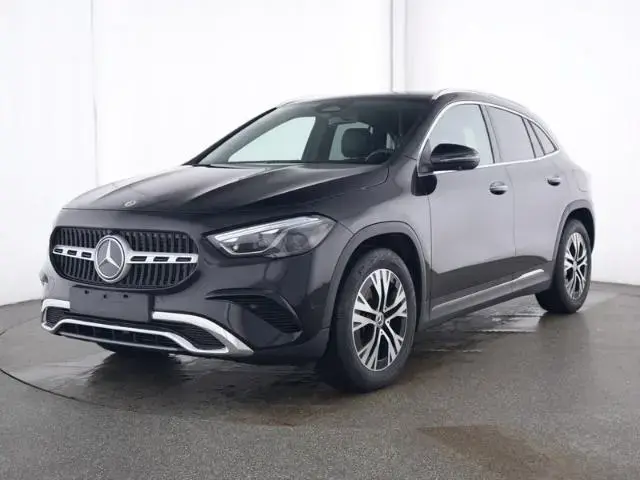 Main__Slider__Photo:Mercedes-Benz GLA 180 d Progressive Edition Fahrassistenz AHK 12/2024-1