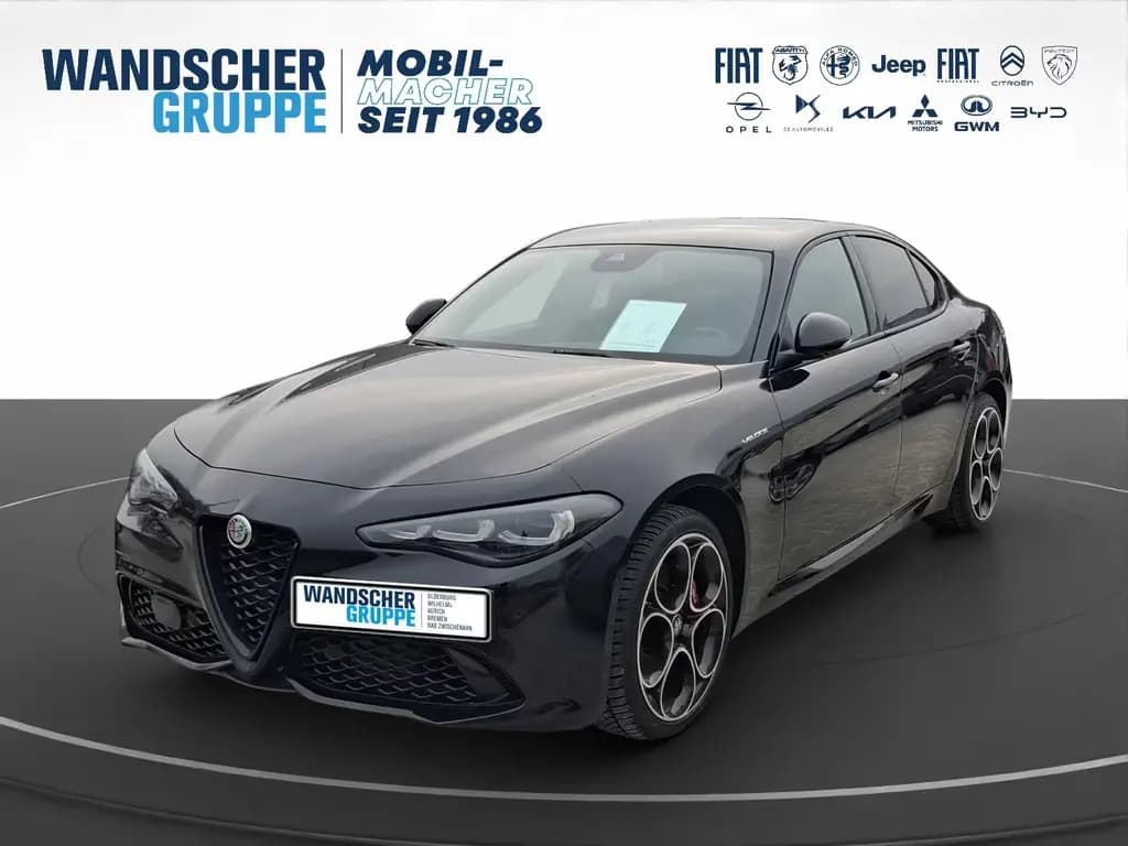 Main__Slider__Photo:Alfa Romeo Giulia Veloce Q4 2.0 Turbo 16V Kam.+KeyLess+SHZ 01/2024-0