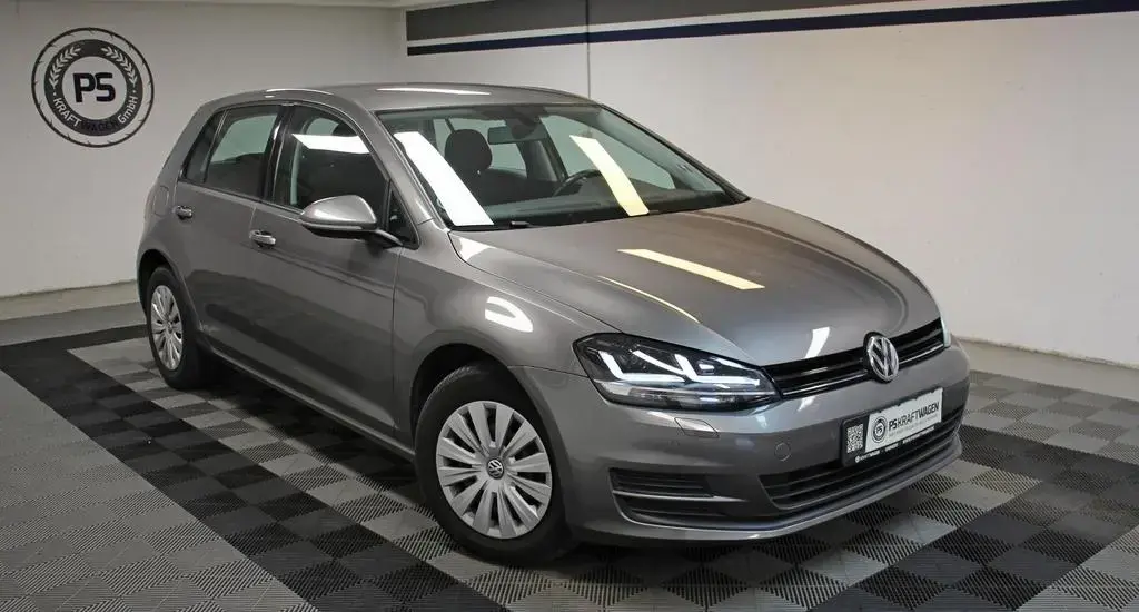 Main__Slider__Photo:Volkswagen Golf VII 1.2 TSI DSG KLIMA SHZ LED 2.HD PDC V+H 08/2013-1