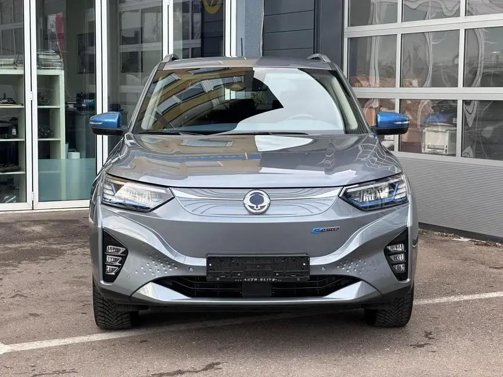Main__Slider__Photo:Ssangyong Korando eMotion 61,5 kWh Titanium, Led, Navi, Le 12/2022-1