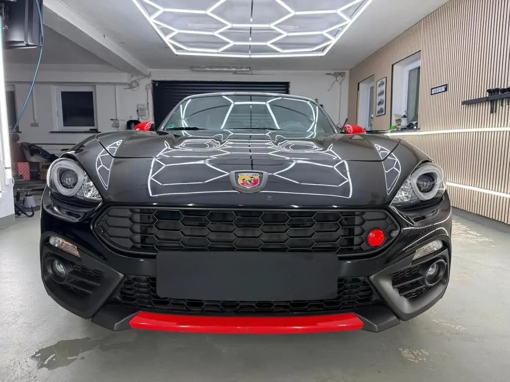 Main__Slider__Photo:Abarth 124 Spider 1.4 MultiAir Turbo -Edition 07/2017-0