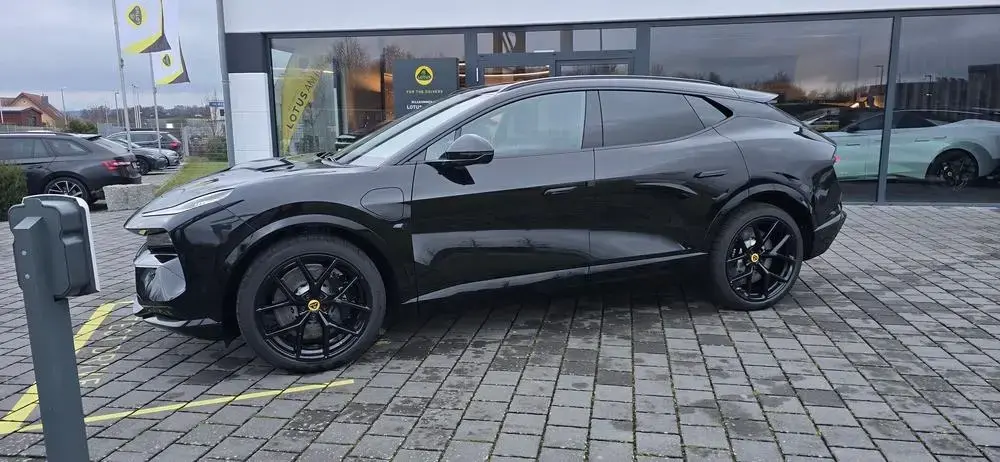 Main__Slider__Photo:Lotus Eletre 600 Business Edition *InvestitionsBooster null-1