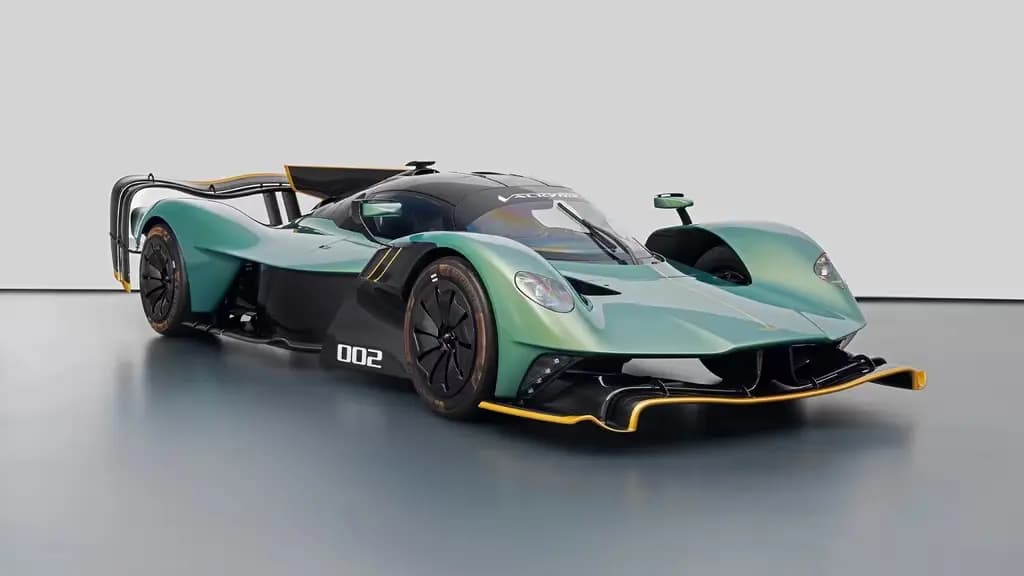 Main__Slider__Photo:Aston Martin Other Valkyrie AMR Pro 08/2023-0