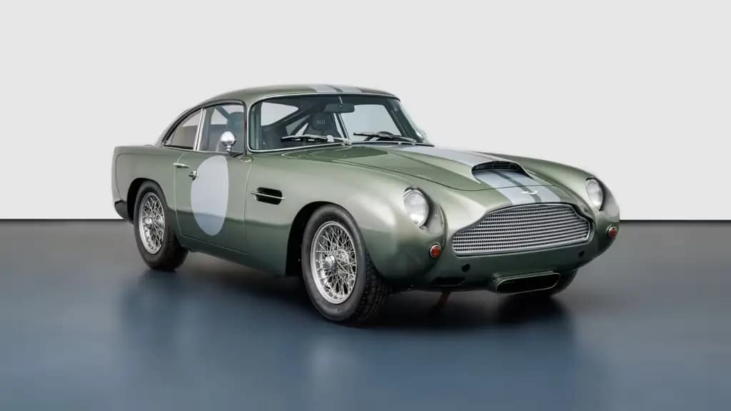 Main__Slider__Photo:Aston Martin DB 4 GT Continuation 07/2018-0