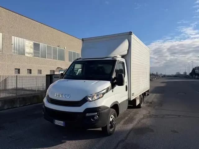 Main__Slider__Photo:Iveco Daily Daily 35C14SV BTor 2.3HPT PM-TN-RG- BOX CO 10/2018-0