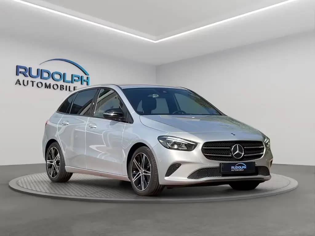 Main__Slider__Photo:Mercedes-Benz B-Class 200 AUTOM LEDER DIGITAL JUNGE STERNE GARANTIE 01/2021-0