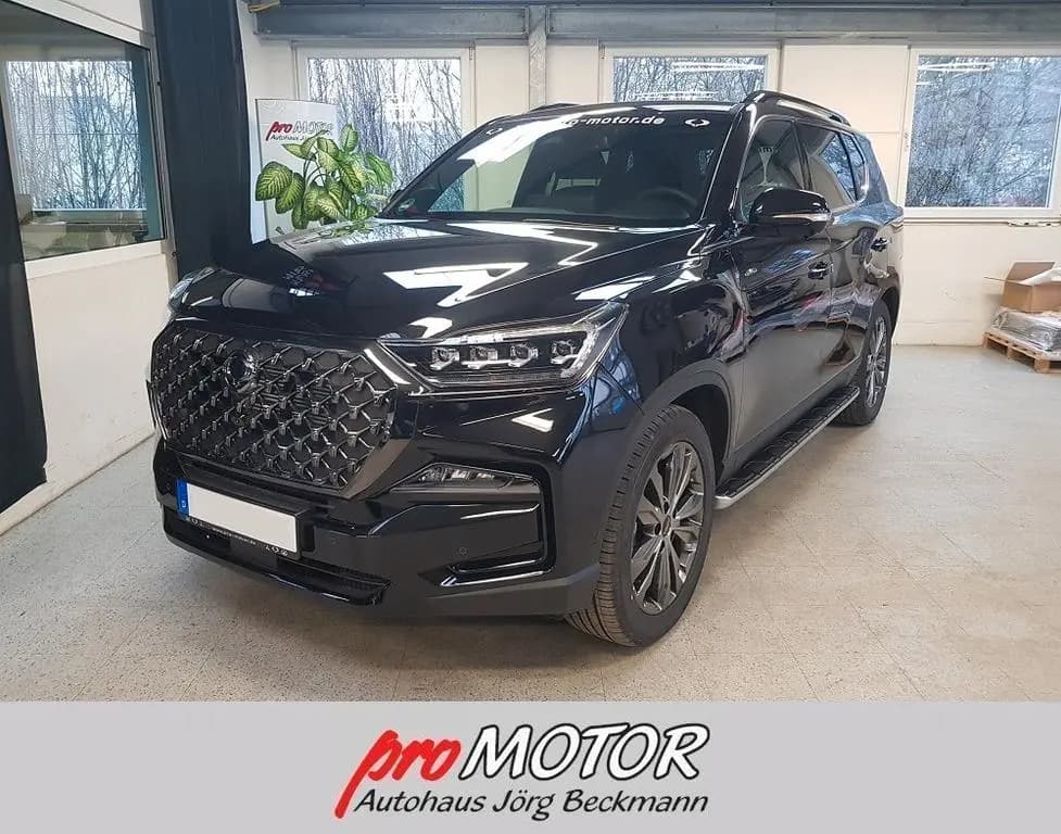 Main__Slider__Photo:KGM Rexton 2.2 e-XDi "Black" AT 4WD 3.5t Anhängel. 01/2026-0