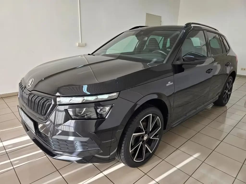 Main__Slider__Photo:Skoda Kamiq 1.5 TSI DSG Monte Carlo LED Panorama 18" 06/2021-0