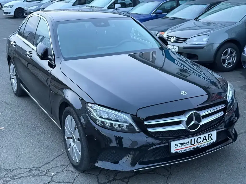 Main__Slider__Photo:Mercedes-Benz C-Class 300 de Lim. Hybrid TÜV Neu Garantie Klima 12/2020-1