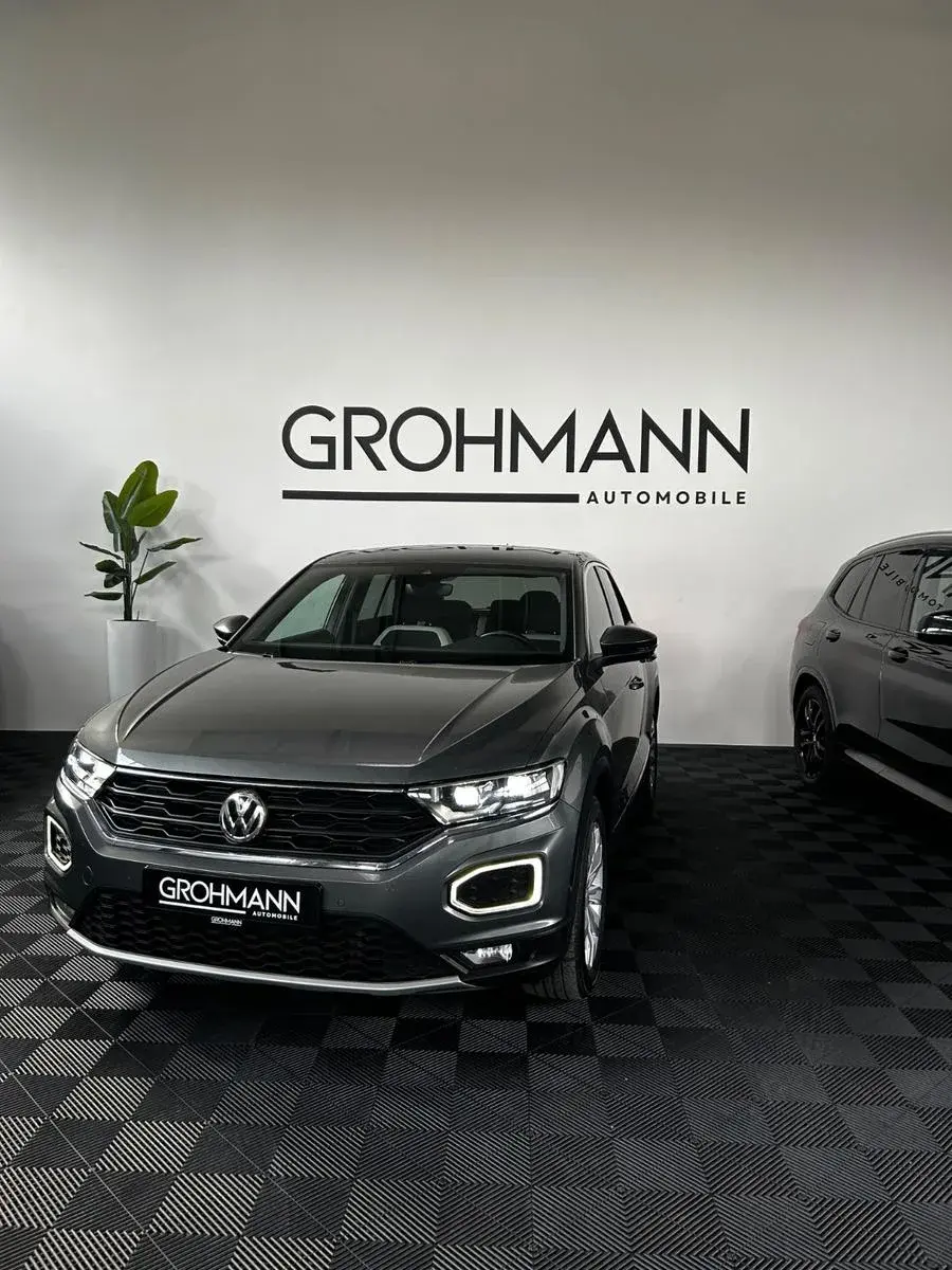 Main__Slider__Photo:Volkswagen T-Roc 07/2018-1