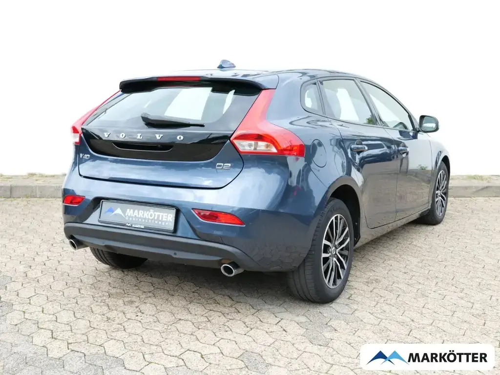 Main__Slider__Photo:Volvo V40 D2 Kinetic /Kamera/2x PDC/Scheckheftgepflegt 06/2018-1