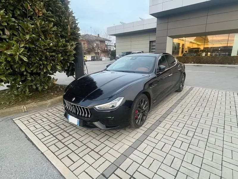 Main__Slider__Photo:Maserati Ghibli 3.0 V6 430cv S GranLusso Q4 auto 06/2020-0