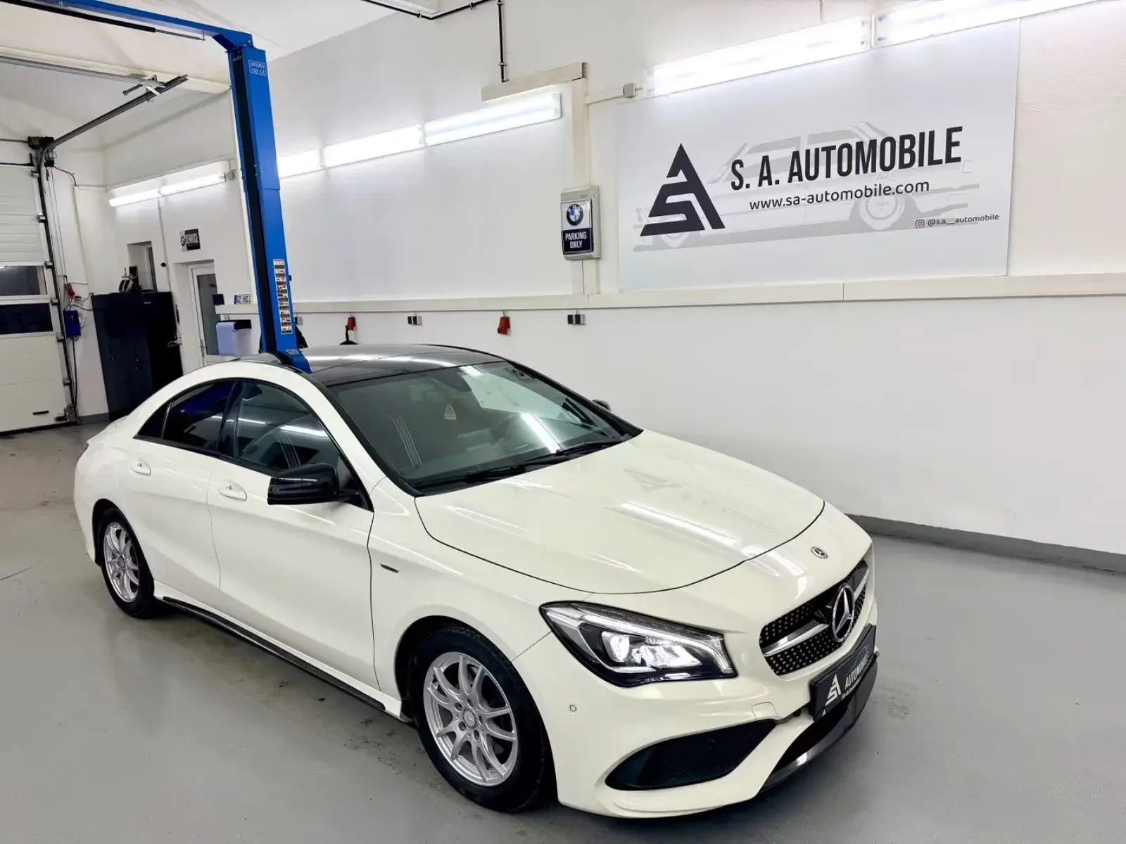 Main__Slider__Photo:Mercedes-Benz CLA-Class 180 11/2017-1