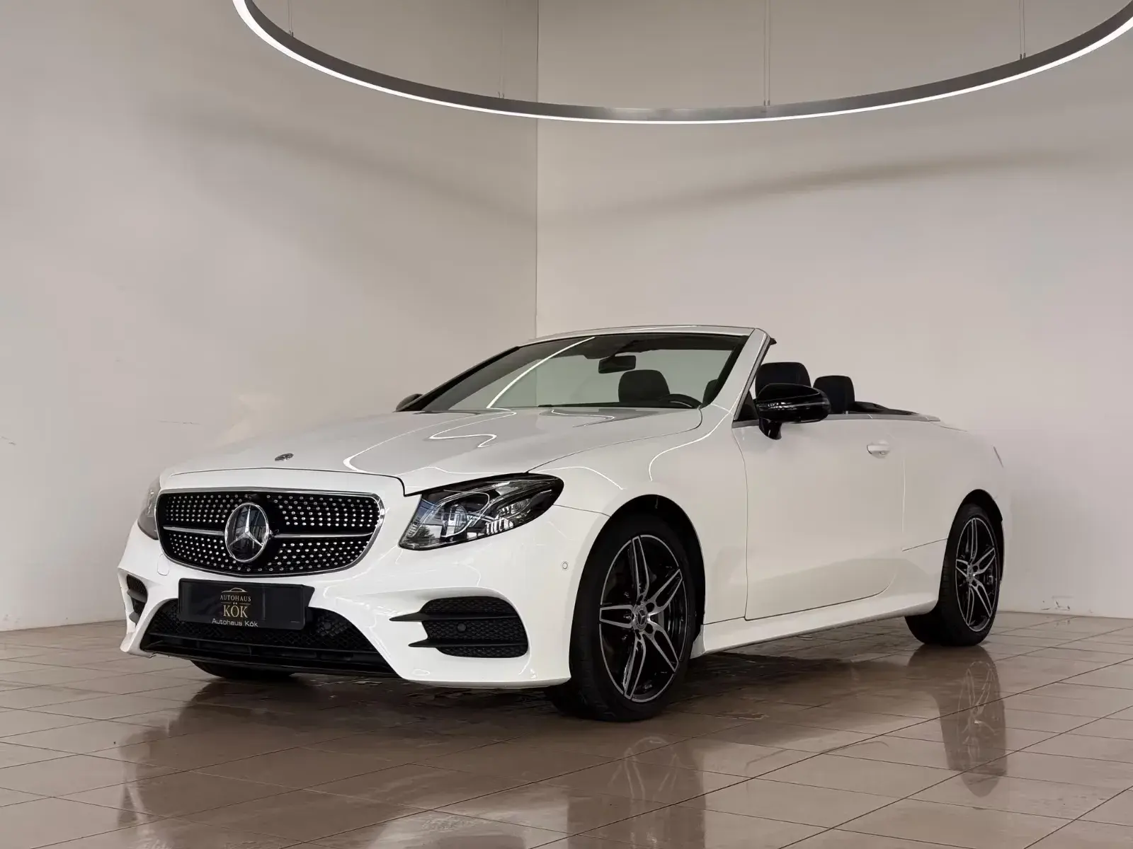Main__Slider__Photo:Mercedes-Benz E-Class 450 03/2019-1