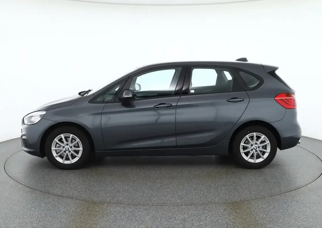 Main__Slider__Photo:BMW 218 i Active Tourer Advantage LED Navi PDC 1.Hand 09/2016-1
