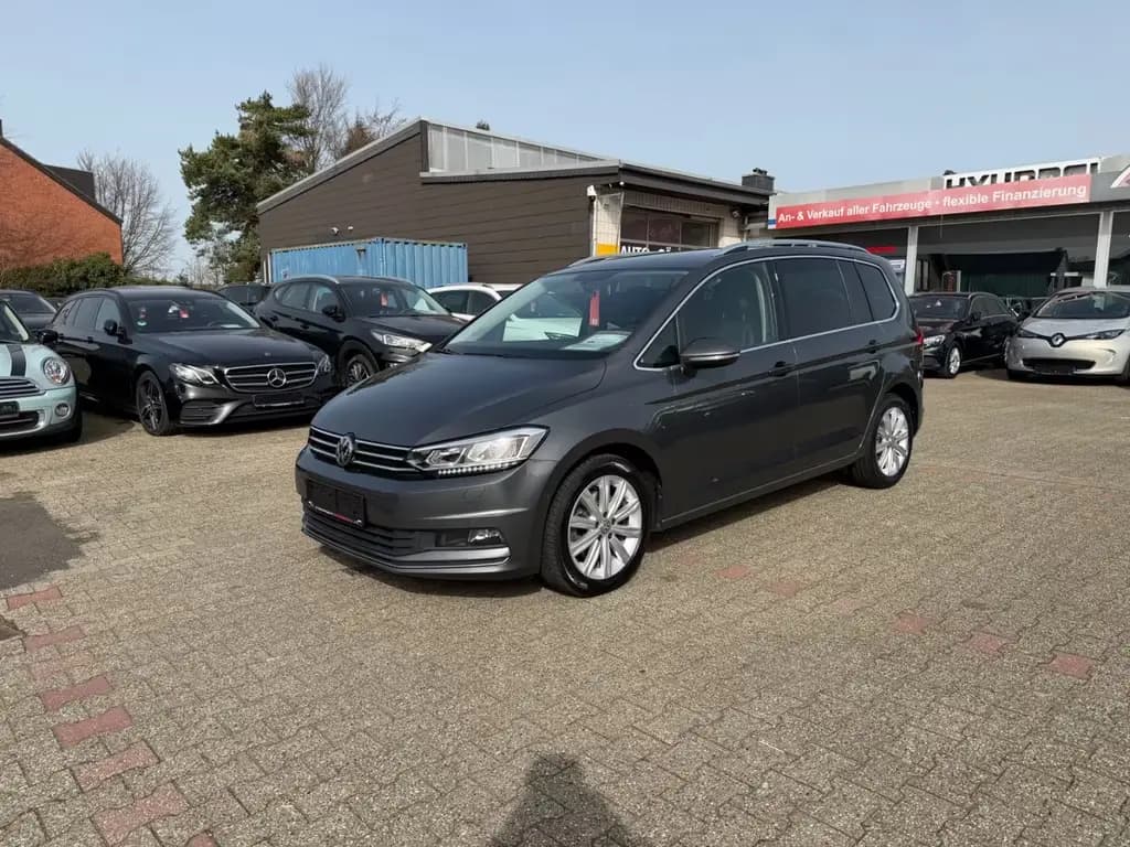 Main__Slider__Photo:Volkswagen Touran Highline DSG LED AHK ACC LED KAMERA LEDER 02/2018-0