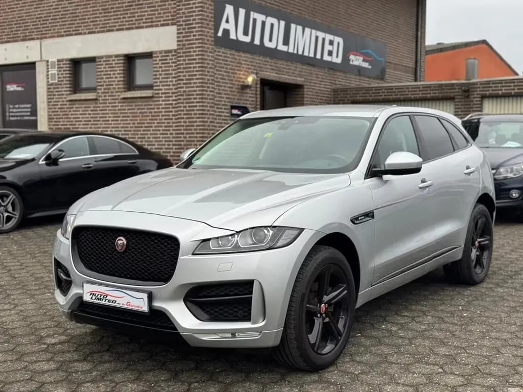 Main__Slider__Photo:Jaguar F-Pace 25d AWD R-Sport Standheizung 12/2016-0