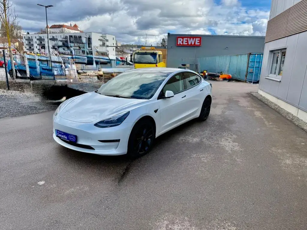 Main__Slider__Photo:Tesla Model 3 *Long Range*AWD*AHK*MwsT 06/2021-1